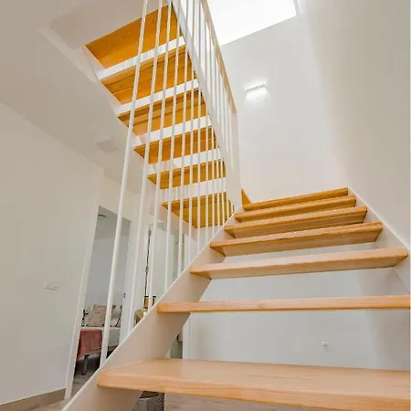 Mandarina Villa *